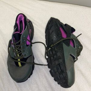 listing-status-banner